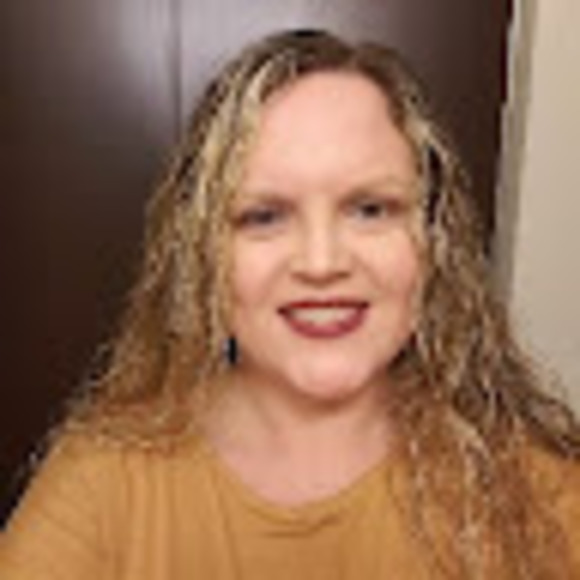 Meet your Posher, Tina - Picture 1 of 1